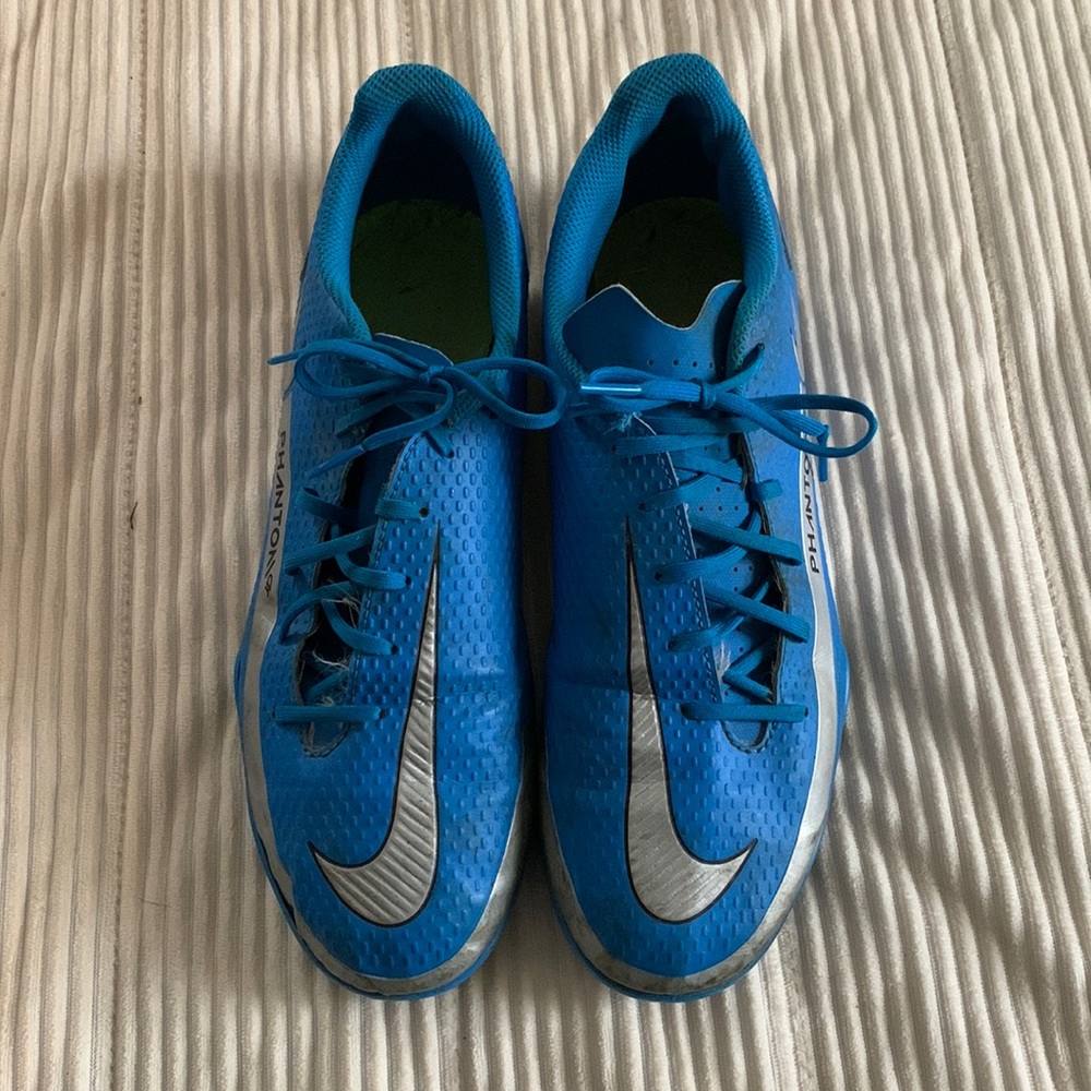 Nike Phantom soccer cleats